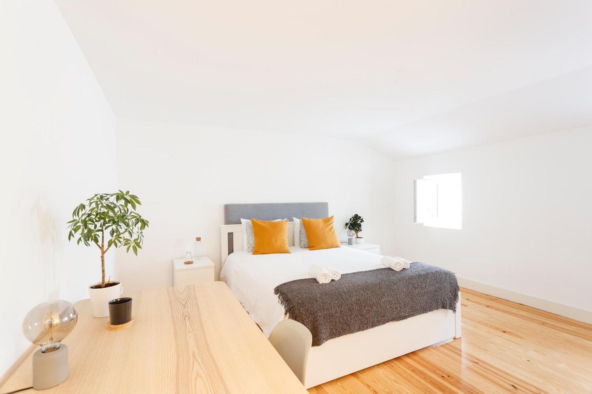 In Cozy In Chiado In Shared House Gasthof Lissabon