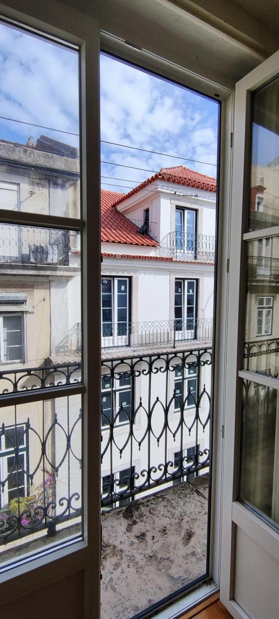 In Cozy In Chiado In Shared House Gasthof